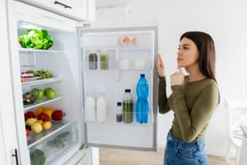 電気代節約のために「冷蔵庫の設定を弱く」していました。でも逆に高くなるって聞いたのですが、本当ですか？