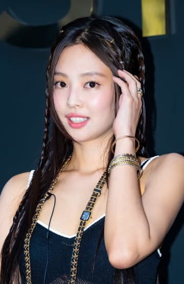 ド派手なステージでの姿ばかり話題になるBLACKPINK・ジェニー、内に秘めた母への思いを告白
