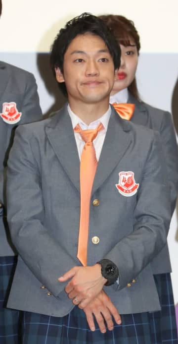 「跳びすぎてて草」おばたのお兄さん、まさかのハイジャンプに驚きの声「高すぎるううう」「人間でこんな跳べるんですね！」