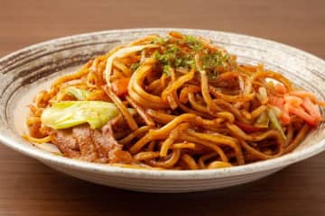 ロバート馬場『超濃厚焼きそば』誰でも簡単8分で完成！150円で完成するレシピに「今までの作り方には戻れません」「ソースとはまた違って美味しかった」
