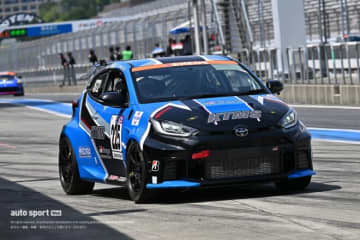 スーパー耐久富士公式テストでST-2クラスの2台の外観に変化あり