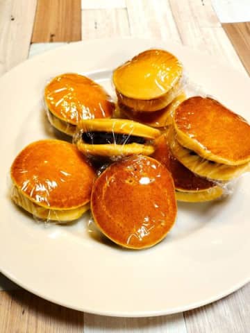 米粉でモチモチどらやき