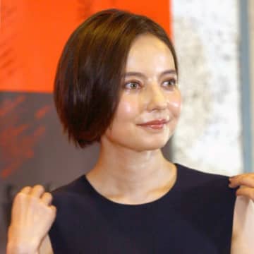 永野芽郁と田中圭は文春砲第2弾も“全否定”で降参せず…後を絶たない「LINE流出」は身内から？