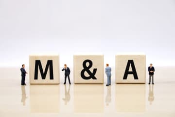 M＆A仲介大手3社、2025年9月期中間決算で2社が減収営業減益