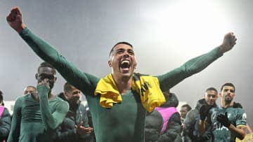 決勝戦進出を導いたゴール奪取も「あれはクロスのつもりで…」。殊勲の25歳DFが正直すぎた