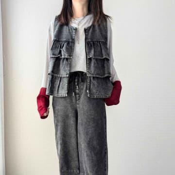 『大人の制服』→【しまむら】にアリ！ いつものコーデが垢抜ける「高見えベスト」