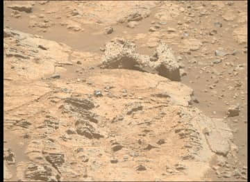 2025年5月4日の火星の風景：これも自然の造形？