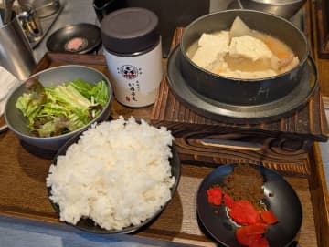 【西新宿】ごはん食べ放題！「ホルモンいのうえ 二号店」の肉ランチが神コスパで優勝すぎた