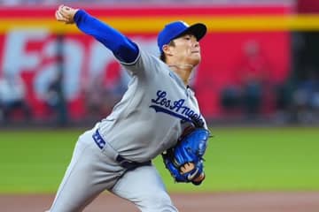 “1.5ｍ落下”山本由伸の1球が「ヤバすぎる」　連投してもバットかすりもせず…米識者驚愕