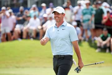ローリー・マキロイがゴミ箱に向かってナイスシュート! からのガッツポーズ！「夕べのバスケの試合で欲しかったのはコレなんだよ……」