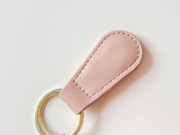 １００均のキーリング　使い方に「迷わず買った」「想像以上に便利」