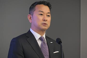 ドコモ前田社長、「スマホと衛星の直接通信は26年夏」