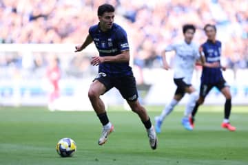 リーグ8戦2発のG大阪FWヒュメット、日本サッカーのレベルに驚き「代表チームが強いのも頷けるよ」