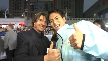 トム・クルーズ ファンに3時間の“神対応”  山本賢太アナが直撃！「観客を楽しませるために努力することが大好き」