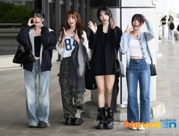 【PHOTO】QWER「KCON JAPAN 2025」のため日本へ…フレッシュな魅力（動画あり）