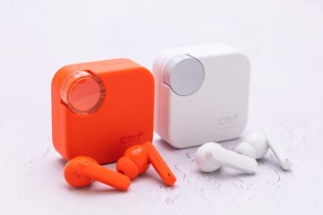 CMF by Nothing、低価格ながらデザイン、品質にこだわった完全ワイヤレス「CMF Buds 2／2a」