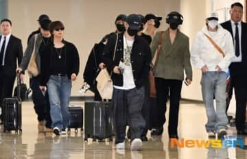 【PHOTO】SEVENTEEN、日本ファンミーティングのため出国…隠せないオーラ（動画あり）