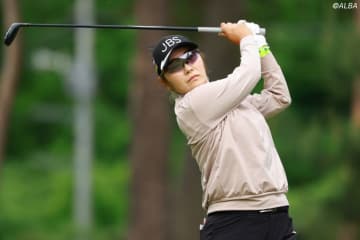 藤田さいきが単独首位で決勝へ　葭葉ルミ、金澤志奈ら2位