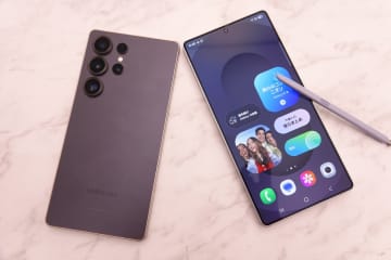 「Samsungオンラインショップ」でGWキャンペーン、アクセサリープレゼントやGalaxy Watch半額など