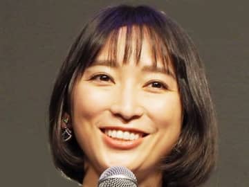 杏、フィンランドで幻想的なオーロラショットに「女神」「素敵な写真」「厳かだわ〜」の称賛