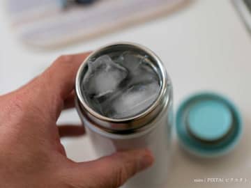 水筒に絶対入れないで　企業の呼び掛けに「ダメだったのか…」「これはやりかねない」