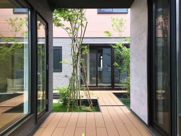 ポラスガーデンヒルズ分譲住宅「ミライネス柏の葉キャンパス」全5棟　住人だけの公園のような中庭、ウッドデッキと「はなれ」のある暮らしで毎日がリゾート＆別荘地にいる気分♪