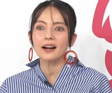 「鼻はフルでカスタム」整形で“理想の顔”を手に入れた21歳のキャバ嬢にベッキーが驚き！