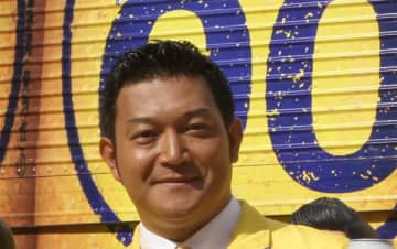 山口智充、21年間乗っている1983年式の三菱ジープを公開⇒「似合ってる」「かっこいい」と反響
