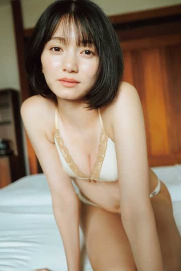 【熊澤風花】発売記念イベントの開催が決定!待望の2nd写真集をチェック