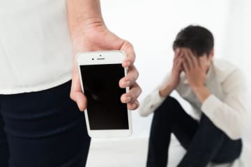 不倫発覚後の離婚率はどれくらい？もし不倫をされたらどうすればいいの？