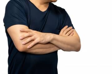 「ローン組める？」軽自動車ディーラーで見下された男性 →「他社で現金一括購入しました」と皮肉