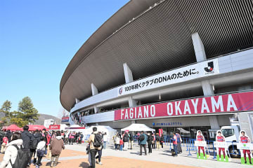 初のJ1で9試合連続の快挙「これは凄い」　勢い止まらず「もはや見慣れた」「毎回争奪戦」