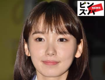 「アメリみたい」飯豊まりえ、結婚後初の劇的ショートカットイメチェンに驚きの声　顔つき変化にも注目