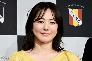 フリーアナ、41歳人気グラドルに驚愕「すっぴんとは思えない可愛さ」　神宮球場で野球観戦報告