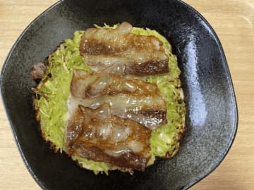 こんな罪深い食べ方ある!?　【キャベツ焼き】何度も食べたくなる震えるレシピ