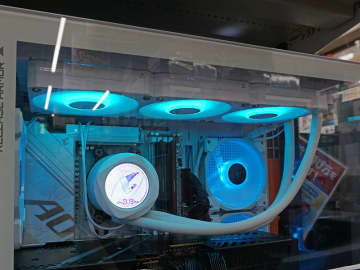 GIGABYTEの簡易水冷クーラー「AORUS WATERFORCE II 360」が登場、計3モデル