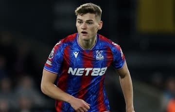 クリスタル・パレス、21歳の北アイルランド代表MFデベニーと新契約を締結！
