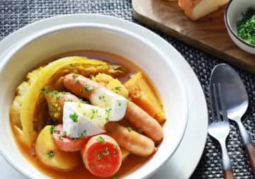 炊飯器にポンポン入れてほったらかしで完成！炊飯器でできる人気おかず＆スイーツレシピ10選
