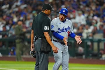 ドジャース、プライヤー投手コーチが退場処分　7回表終了後に…大荒れの試合展開