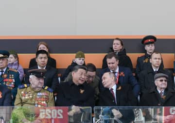 習近平主席、ロシアのソ連「大祖国戦争」勝利80周年記念式典に出席