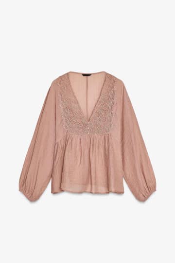 「着る服がない」40・50代へ！【ZARA】春夏のスタメン候補♡「最旬ブラウス」