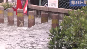 「料理もできないしお風呂も入れない」水道管が破裂し道路冠水　近隣の小学校は予定していた授業を急きょ中止に　大阪市城東区