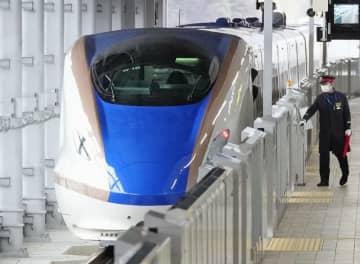 北陸新幹線、米原再考明記せずへ　早期大阪延伸の決議案