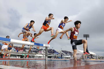 男子3千m障害、佐々木が決勝へ　関東学生陸上第3日