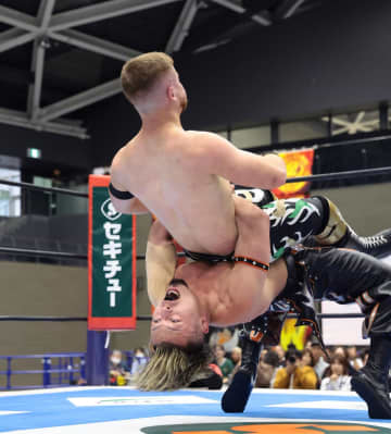【新日本・ＢＯＳＪ】藤田晃生　新技解禁でアキラを粉砕「決勝までとっておく気だったけど…」