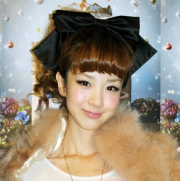ほしのあき48歳、トレーニングウェアで美スタイル全開！　あふれる魅力に衝撃