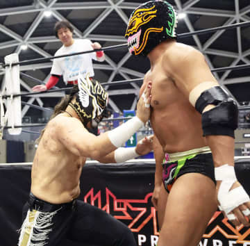 【新日本・ＢＯＳＪ】デスペラード連覇へ…ティタン下し好発進「最後の最後にトロフィー掲げるのは俺様ちゃん」
