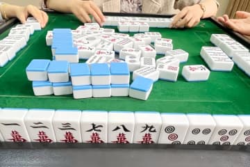 男性がネットで知り合った美女3人とマージャン、方言で意思疎通され大負け、8000元奪われる―中国
