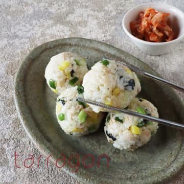 コンビニよりおいしい⁉手軽に作れる「おにぎり」アレンジレシピ3選