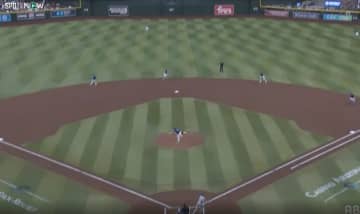 何が起きた…？ 大谷翔平の打球で“謎のハプニング”「どうした」「伸びすぎｗ」相手外野手が混乱する… ファン騒然「脳バグる」